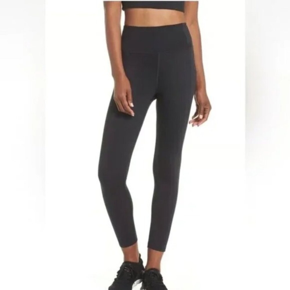 Girlfriend Collective Black Compression High-Rise 7/8 Leggings Small NWT - Picture 3 of 12